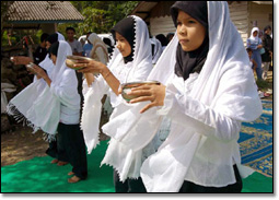 Traditional Acehnese welcome song and dance